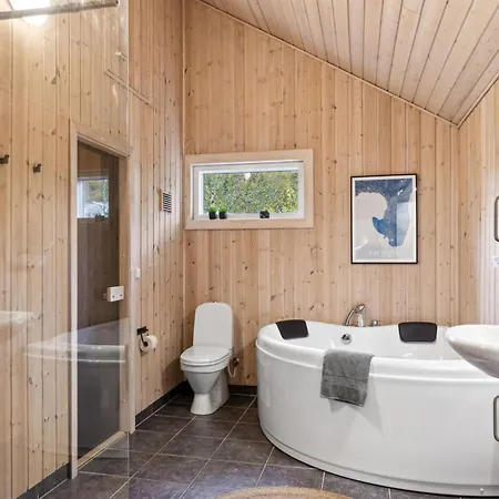 Casa vacanze Benno - 2-1km From The Sea By Interhome